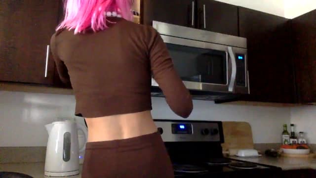 Gallery image thumbnail from Omilk's myfreecams stream on, 02/20/2025, 17:43 image 4 of 20