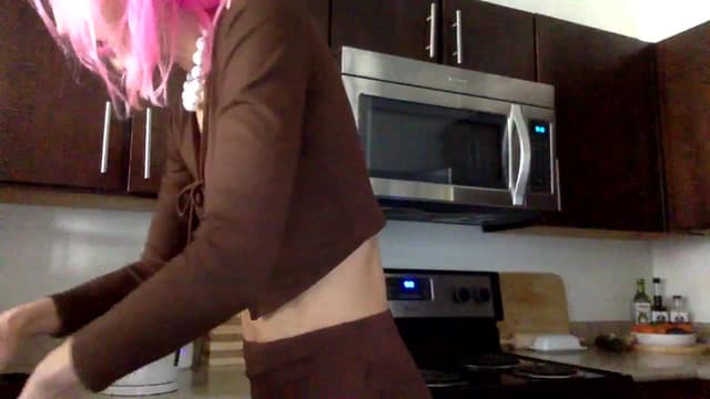 Gallery image thumbnail from Omilk's myfreecams stream on, 02/20/2025, 17:43 image 3 of 20