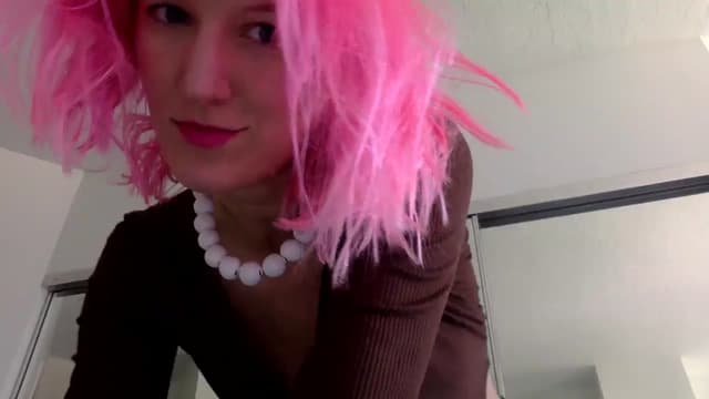 Gallery image thumbnail from Omilk's myfreecams stream on, 02/20/2025, 17:43 image 7 of 20