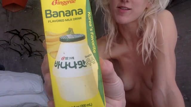 Gallery image thumbnail from Omilk's myfreecams stream on, 09/21/2025, 18:14 image 16 of 20