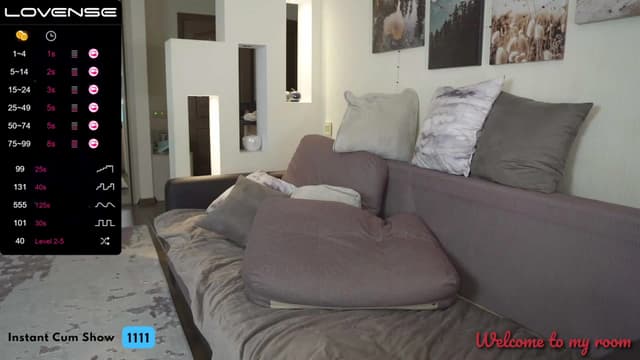 Gallery image thumbnail from Oxxme's myfreecams stream on, 01/31/2023, 13:29 image 7 of 20