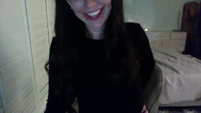 Gallery image thumbnail from P0SIE's myfreecams stream on, 03/07/2025, 11:16 image 11 of 20