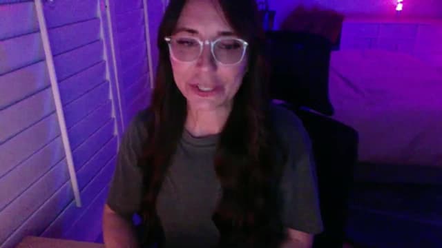 Gallery image thumbnail from P0SIE's myfreecams stream on, 04/13/2025, 04:31 image 15 of 20