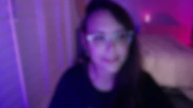 Gallery image thumbnail from P0SIE's myfreecams stream on, 06/01/2025, 05:59 image 13 of 20