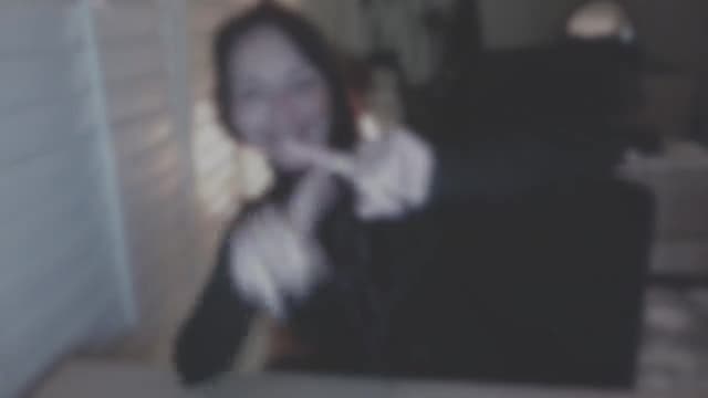 Gallery image thumbnail from P0SIE's myfreecams stream on, 12/25/2025, 09:12 image 4 of 20