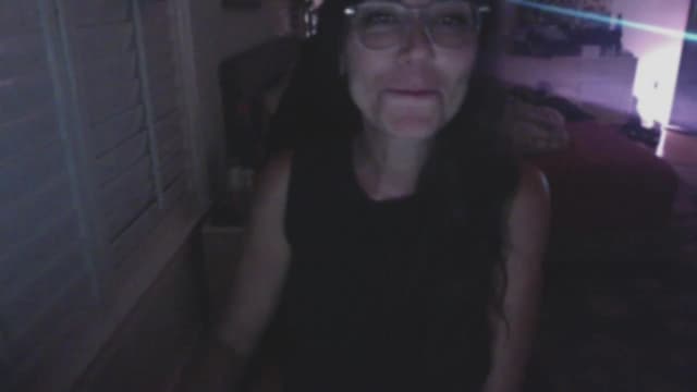 Gallery image thumbnail from P0SIE's myfreecams stream on, 06/21/2026, 08:11 image 18 of 20