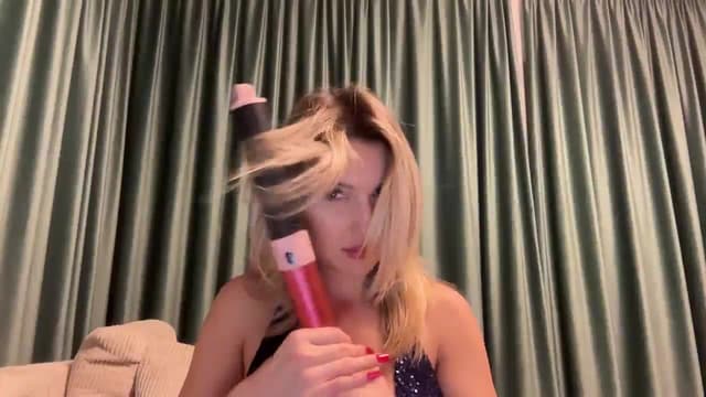 Gallery image thumbnail from PUJIE's myfreecams stream on, 12/31/2025, 18:19 image 20 of 20