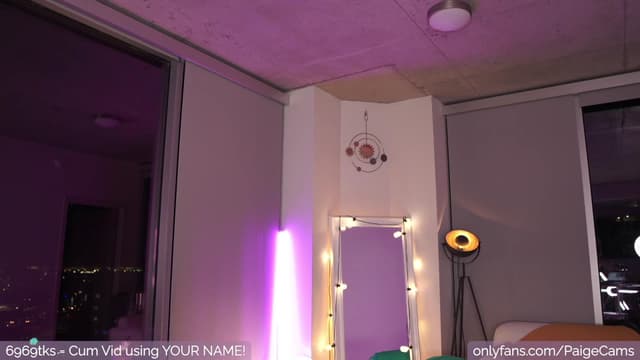Gallery image thumbnail from Paige's myfreecams stream on, 12/11/2022, 06:01 image 17 of 20