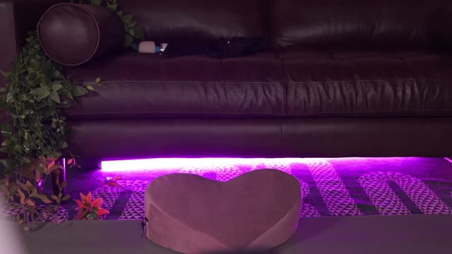 Gallery image thumbnail from Paige's myfreecams stream on, 05/20/2023, 05:09 image 5 of 20