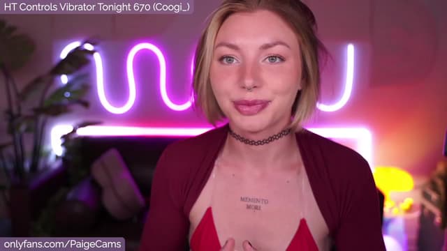 Gallery image thumbnail from Paige's myfreecams stream on, 08/19/2023, 03:38 image 15 of 20
