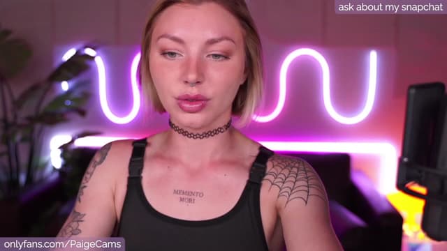 Gallery image thumbnail from Paige's myfreecams stream on, 08/20/2023, 05:06 image 5 of 20