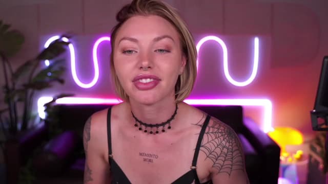 Gallery image thumbnail from Paige's myfreecams stream on, 08/21/2023, 04:40 image 16 of 20