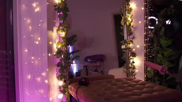 Gallery image thumbnail from Paige's myfreecams stream on, 08/25/2023, 04:35 image 6 of 20