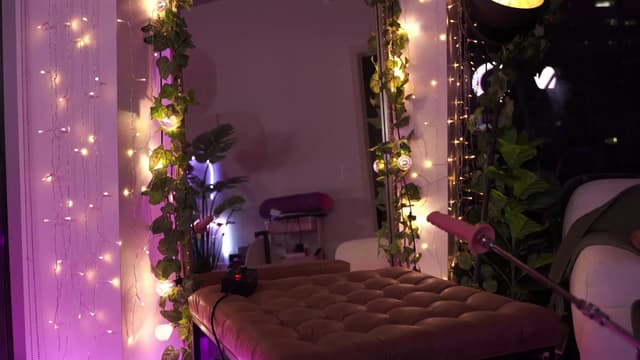 Gallery image thumbnail from Paige's myfreecams stream on, 08/25/2023, 04:35 image 3 of 20