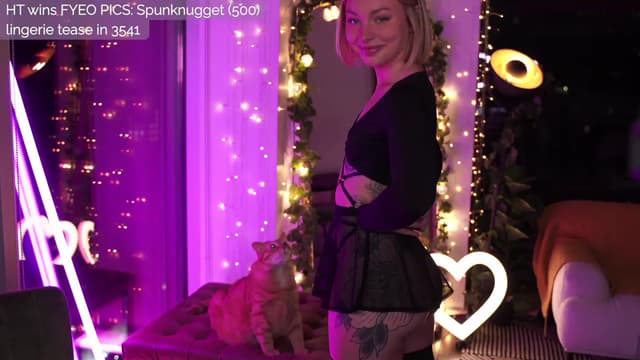 Gallery image thumbnail from Paige's myfreecams stream on, 09/30/2023, 03:37 image 7 of 20