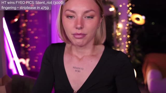 Gallery image thumbnail from Paige's myfreecams stream on, 09/30/2023, 05:25 image 18 of 20
