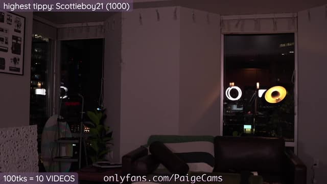 Gallery image thumbnail from Paige's myfreecams stream on, 10/28/2023, 06:04 image 5 of 20