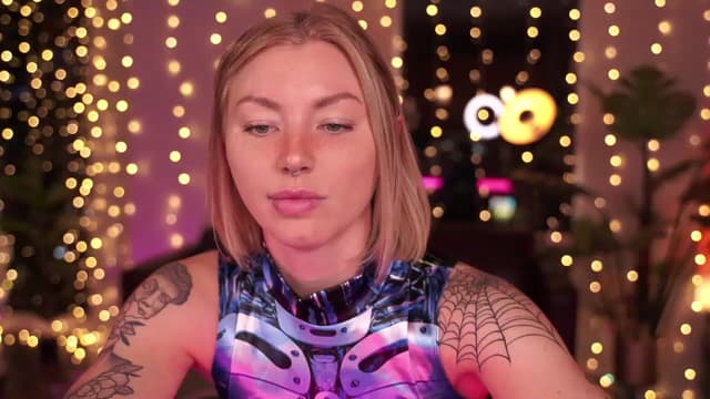 Gallery image thumbnail from Paige's myfreecams stream on, 11/05/2023, 04:04 image 11 of 20