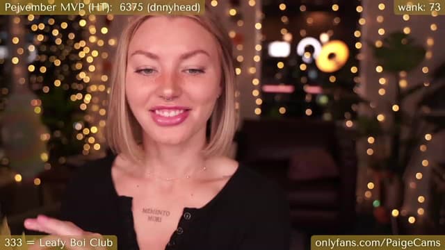 Gallery image thumbnail from Paige's myfreecams stream on, 11/09/2023, 02:41 image 10 of 20