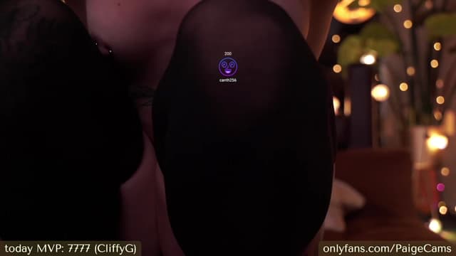 Gallery image thumbnail from Paige's myfreecams stream on, 12/31/2023, 03:59 image 20 of 20