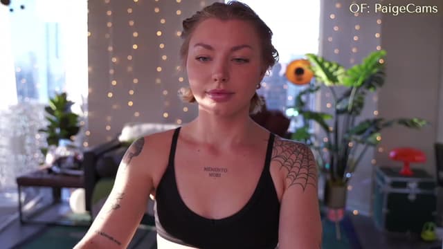 Gallery image thumbnail from Paige's myfreecams stream on, 01/09/2024, 24:31 image 1 of 20