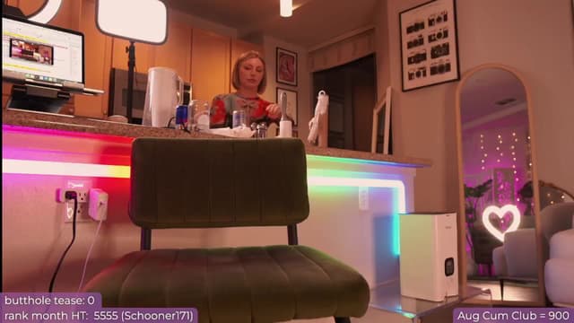 Gallery image thumbnail from Paige's myfreecams stream on, 08/11/2024, 05:12 image 4 of 20