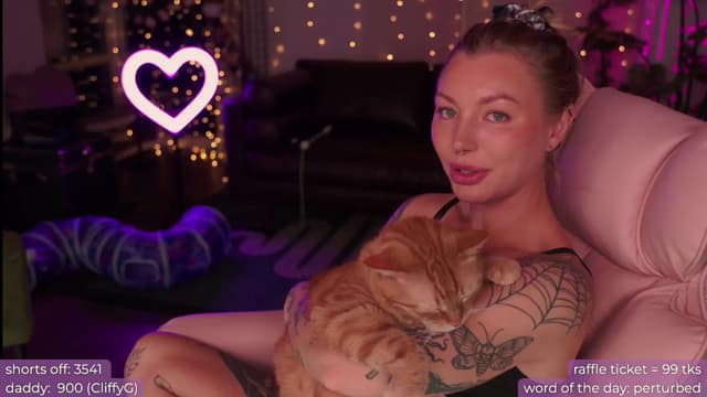 Gallery image thumbnail from Paige's myfreecams stream on, 08/19/2024, 03:30 image 15 of 20