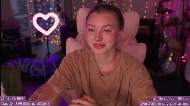 Gallery image thumbnail from Paige's myfreecams stream on, 08/19/2024, 03:30 image 10 of 20