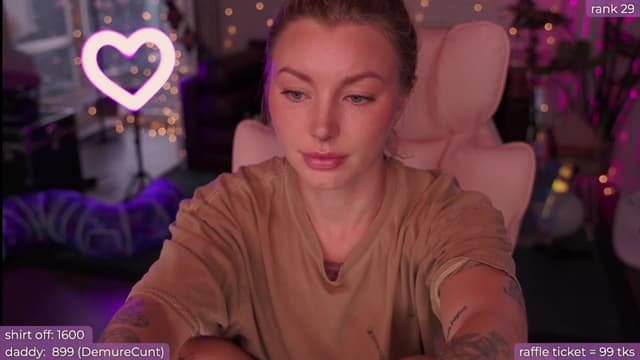 Gallery image thumbnail from Paige's myfreecams stream on, 08/19/2024, 03:30 image 3 of 20