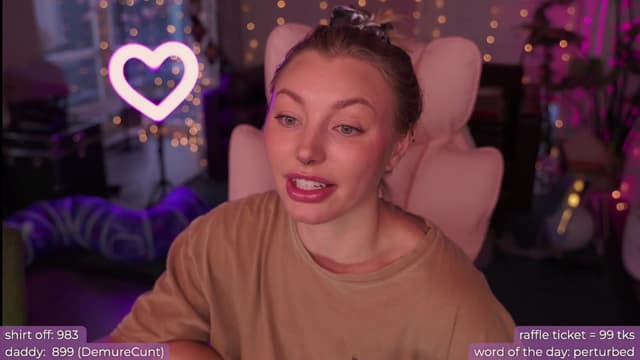 Gallery image thumbnail from Paige's myfreecams stream on, 08/19/2024, 03:30 image 9 of 20