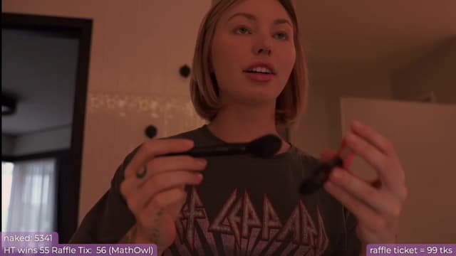 Gallery image thumbnail from Paige's myfreecams stream on, 08/23/2024, 24:02 image 17 of 20