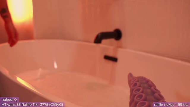 Gallery image thumbnail from Paige's myfreecams stream on, 08/23/2024, 02:07 image 17 of 20