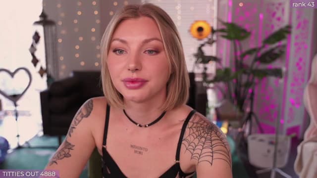 Gallery image thumbnail from Paige's myfreecams stream on, 09/01/2024, 24:41 image 20 of 20