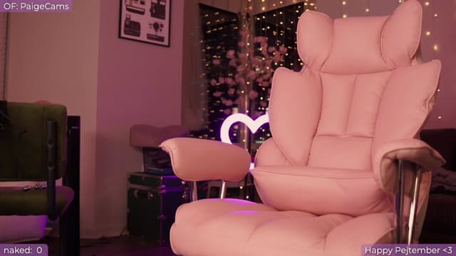 Gallery image thumbnail from Paige's myfreecams stream on, 09/02/2024, 02:45 image 19 of 20