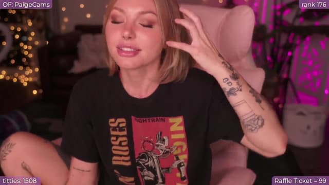 Gallery image thumbnail from Paige's myfreecams stream on, 09/14/2024, 03:41 image 16 of 20