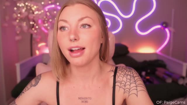Gallery image thumbnail from Paige's myfreecams stream on, 02/19/2025, 05:00 image 1 of 20