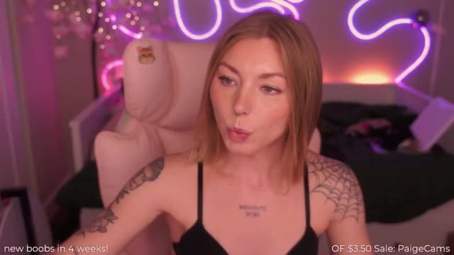 Gallery image thumbnail from Paige's myfreecams stream on, 03/22/2025, 03:07 image 19 of 20