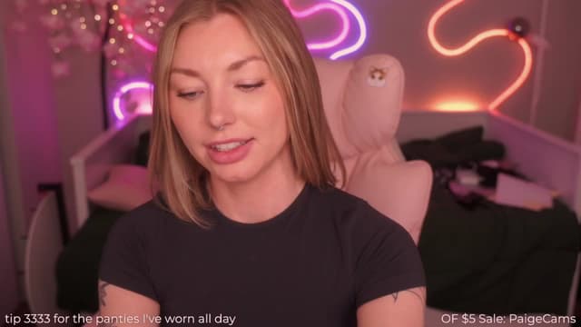 Gallery image thumbnail from Paige's myfreecams stream on, 03/30/2025, 01:06 image 12 of 20