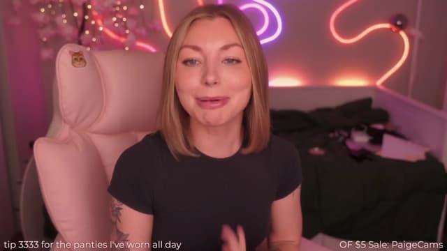 Gallery image thumbnail from Paige's myfreecams stream on, 03/30/2025, 01:06 image 9 of 20
