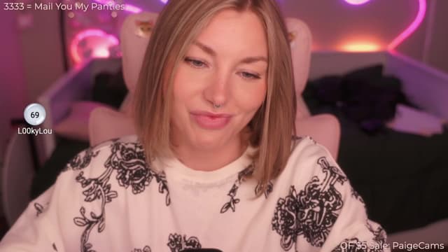 Gallery image thumbnail from Paige's myfreecams stream on, 03/31/2025, 01:55 image 8 of 20
