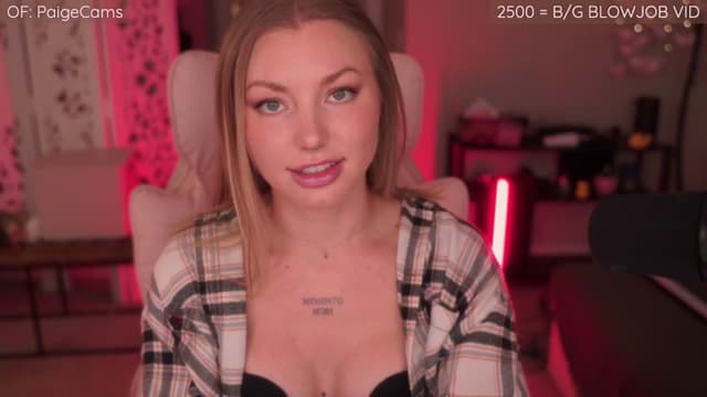 Gallery image thumbnail from Paige's myfreecams stream on, 11/19/2025, 03:33 image 3 of 20