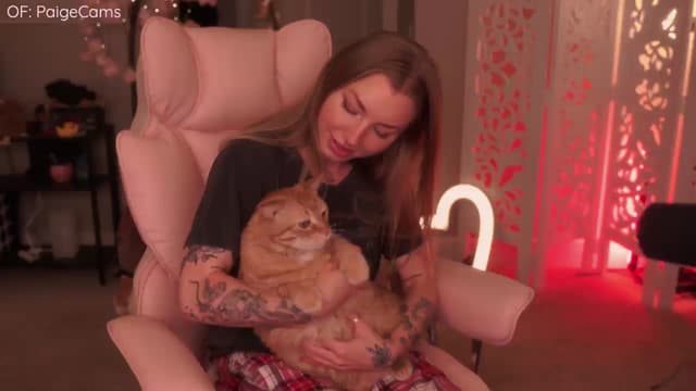 Gallery image thumbnail from Paige's myfreecams stream on, 05/23/2026, 04:43 image 6 of 20