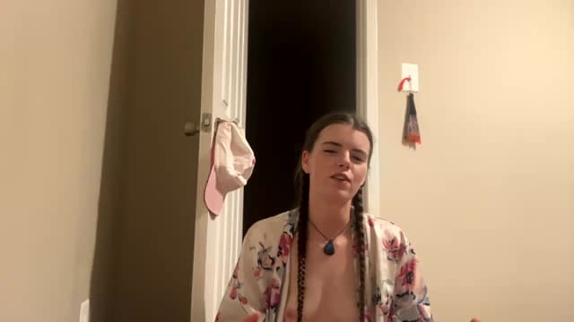 Gallery image thumbnail from Pippi's myfreecams stream on, 06/21/2024, 08:48 image 5 of 20