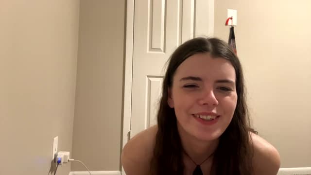 Gallery image thumbnail from Pippi's myfreecams stream on, 06/22/2024, 10:13 image 17 of 20