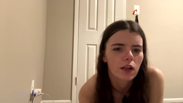 Gallery image thumbnail from Pippi's myfreecams stream on, 06/22/2024, 10:13 image 18 of 20