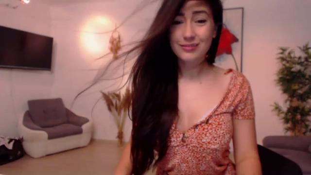 Gallery image thumbnail from PoppyNaked's myfreecams stream on, 11/19/2022, 06:29 image 1 of 20