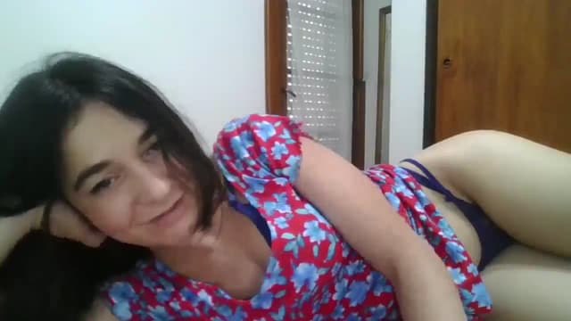 Gallery image thumbnail from Putis's myfreecams stream on, 12/08/2025, 17:21 image 11 of 20