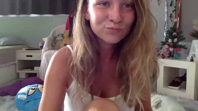 Gallery image thumbnail from Qi_ra's myfreecams stream on, 01/19/2023, 01:14 image 3 of 20