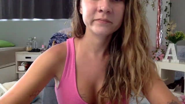 Gallery image thumbnail from Qi_ra's myfreecams stream on, 02/20/2023, 04:49 image 18 of 20