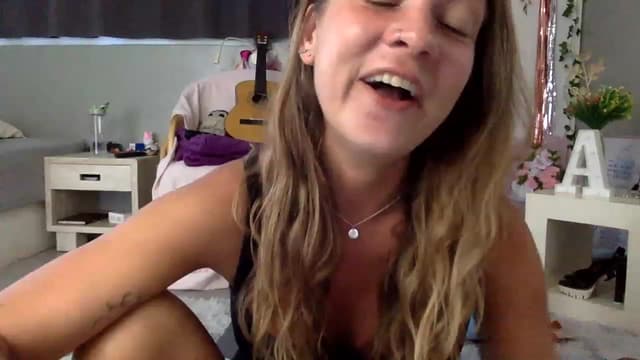 Gallery image thumbnail from Qi_ra's myfreecams stream on, 03/09/2023, 06:46 image 17 of 20